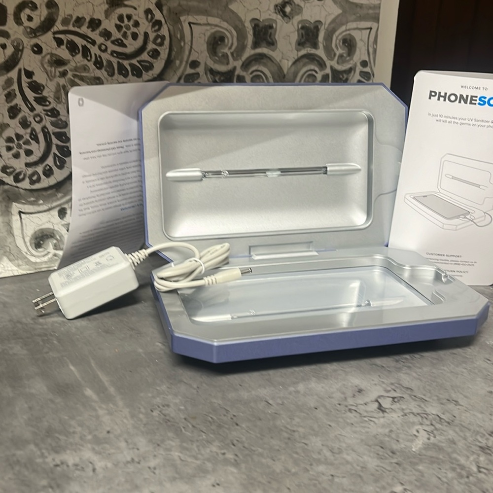 Phone sanitizer